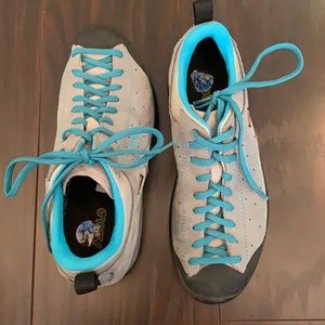 Women’s asolo hiking shoes